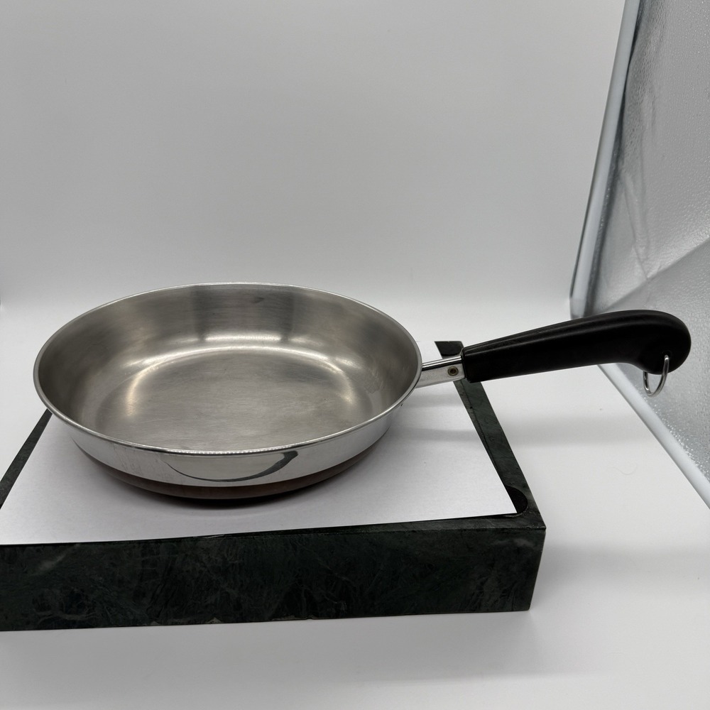 Revere Ware 9" Copper Bottom Frying Pan Skillet 89C Clinton IL USA Vintage